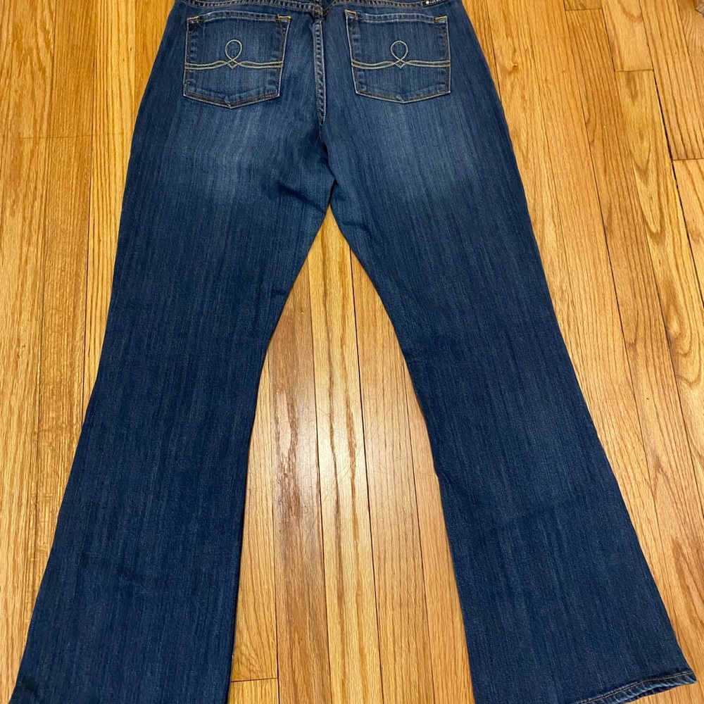Lucky Brand Flare Blue Jeans Retro Style